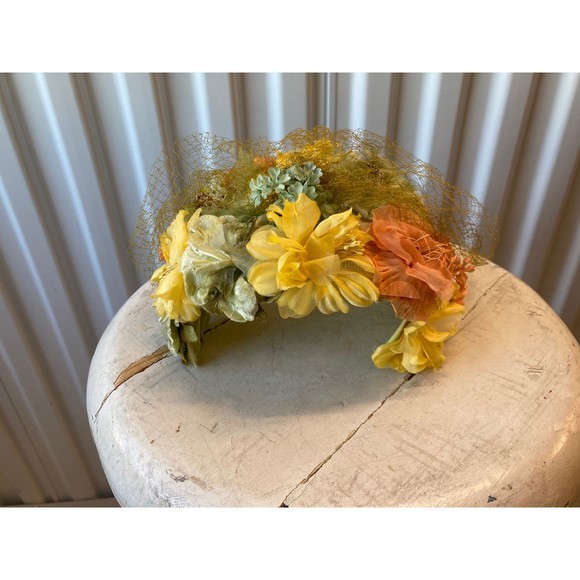Floral Fascinator/Hat 1950s/1960s - Picture 3 of 10